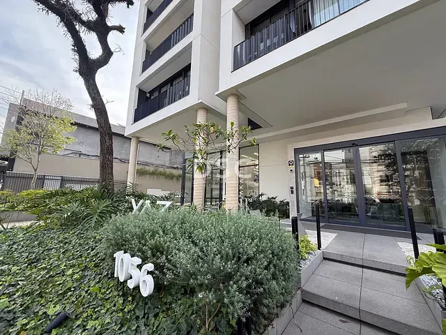 Apartamento 1 quarto e 2 banheiros, à venda, no bairro Batel em Curitiba