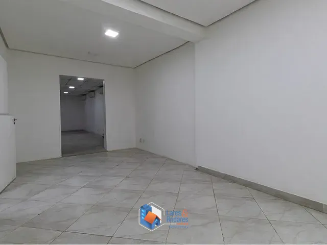 Loja à venda, no bairro Água Branca em São Paulo