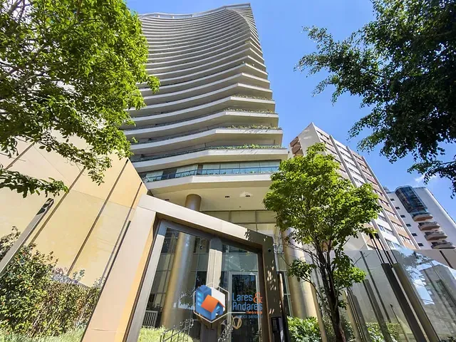 Apartamento 3 quartos e 5 banheiros, à venda, no bairro Moema em São Paulo