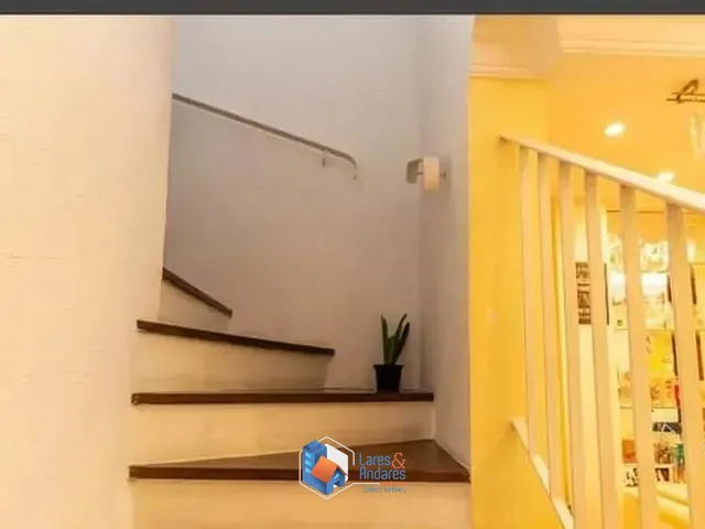 Casa 3 quartos e 5 banheiros, à venda, no bairro Jardim Consórcio em São Paulo
