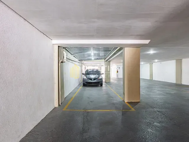 Apartamento 2 quartos e 2 banheiros, à venda, no bairro Passo da Areia em Porto Alegre