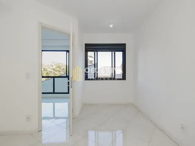 Apartamento 1 quarto e 2 banheiros, à venda, no bairro Menino Deus em Porto Alegre