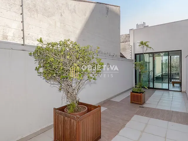 Apartamento 1 quarto e 2 banheiros, à venda, no bairro Menino Deus em Porto Alegre