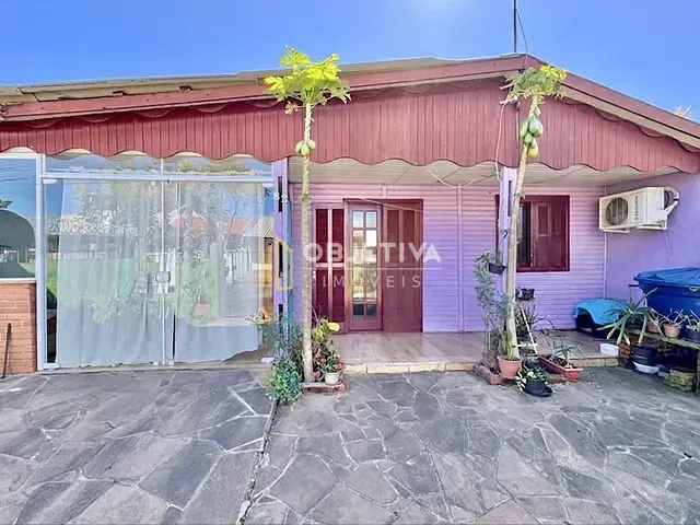 Casa 2 quartos e 2 banheiros, à venda, no bairro Igara em Canoas