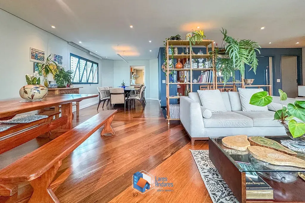 Apartamento, 3 quartos, 236 m² - Foto 1