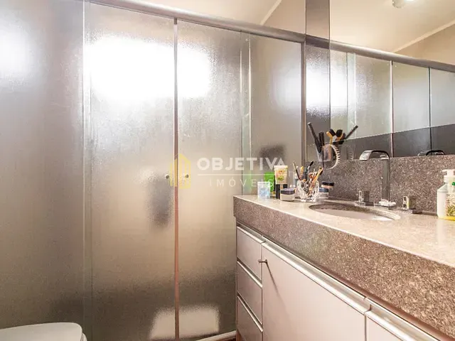 Cobertura / Penthouse 3 quartos e 8 banheiros, à venda, no bairro Petrópolis em Porto Alegre