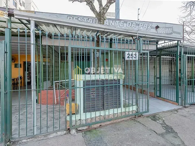 Loja à venda, no bairro Humaitá em Porto Alegre