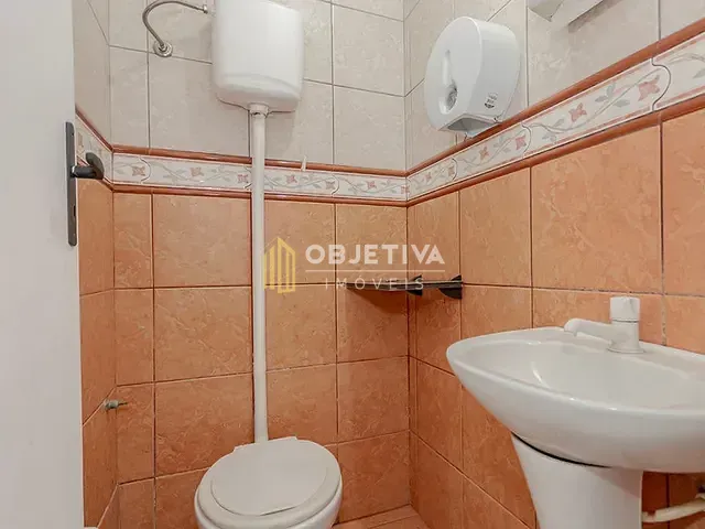 Loja à venda, no bairro Humaitá em Porto Alegre