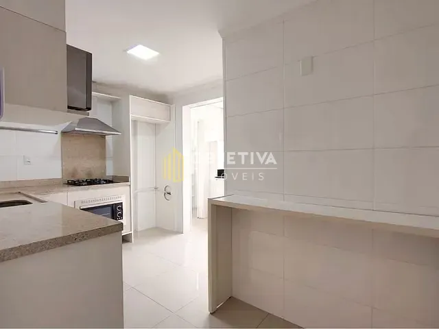 Apartamento 2 quartos e 2 banheiros, à venda, no bairro Boa Vista em Porto Alegre