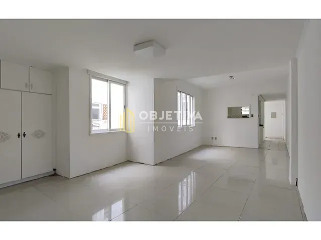 Apartamento 2 quartos e 2 banheiros, à venda, no bairro Cidade Baixa em Porto Alegre