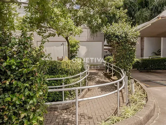 Apartamento 2 quartos e 2 banheiros, à venda, no bairro Cristo Redentor em Porto Alegre