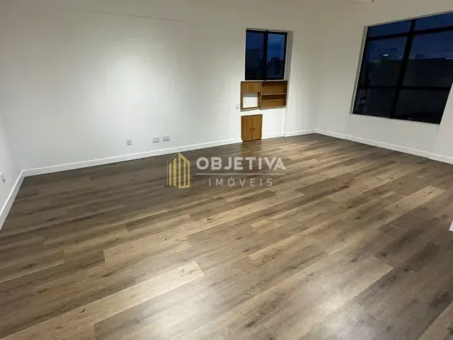 Sala à venda, no bairro Higienópolis em Porto Alegre