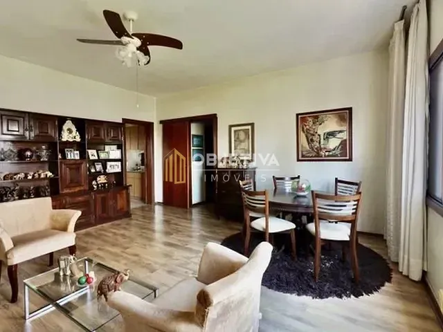 Apartamento 2 quartos e 2 banheiros, à venda, no bairro Rio Branco em Porto Alegre