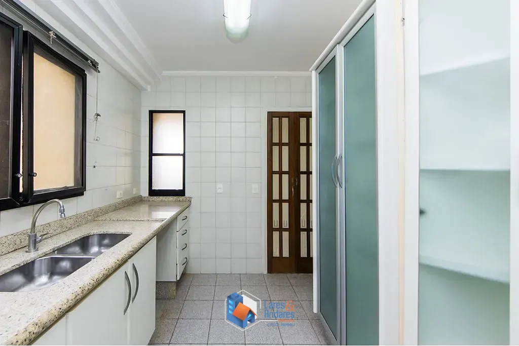 Apartamento, 3 quartos, 158 m² - Foto 2