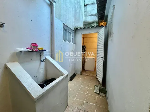Apartamento 2 quartos e 2 banheiros, à venda, no bairro Cidade Baixa em Porto Alegre