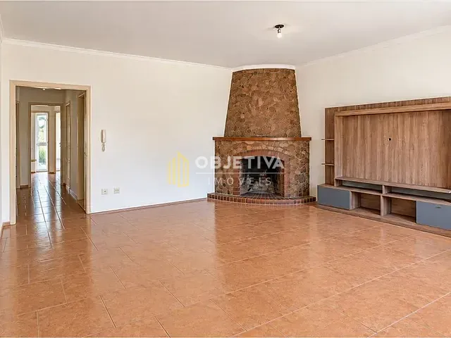 Casa 3 quartos e 3 banheiros, à venda, no bairro Centro em Canoas