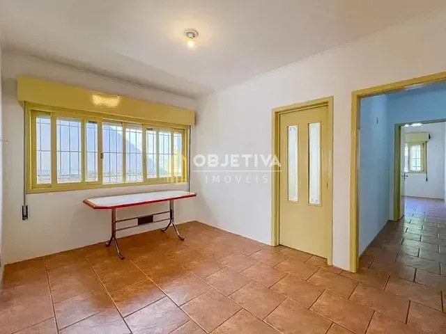 Casa 3 quartos e 3 banheiros, à venda, no bairro Centro em Canoas
