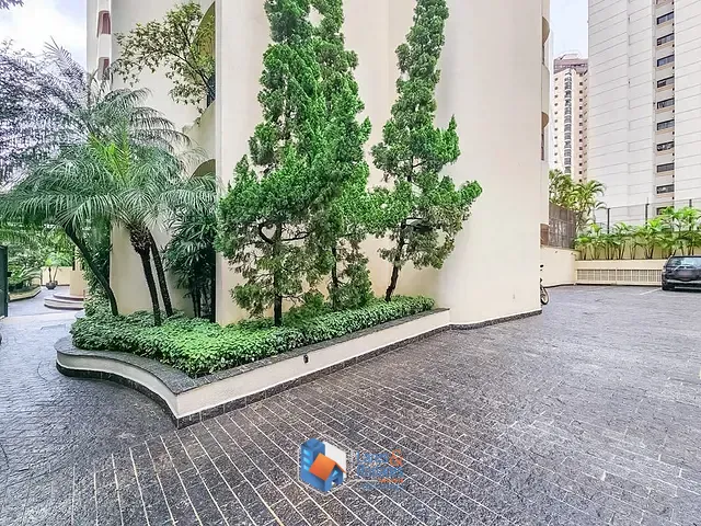 Apartamento 4 quartos e 5 banheiros, à venda, no bairro Moema em São Paulo