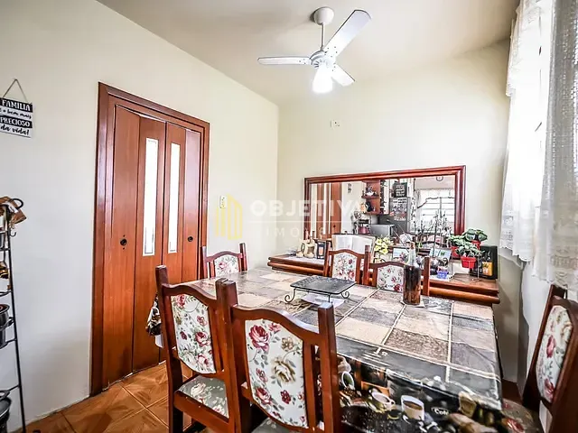 Casa 3 quartos e 2 banheiros, à venda, no bairro Santa Tereza em Porto Alegre