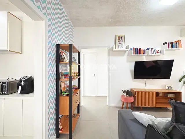 Apartamento 2 quartos e 1 banheiro, à venda, no bairro Cidade Baixa em Porto Alegre