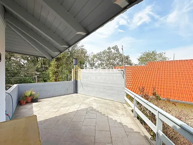 Casa 4 quartos e 4 banheiros, à venda, no bairro Ipanema em Porto Alegre