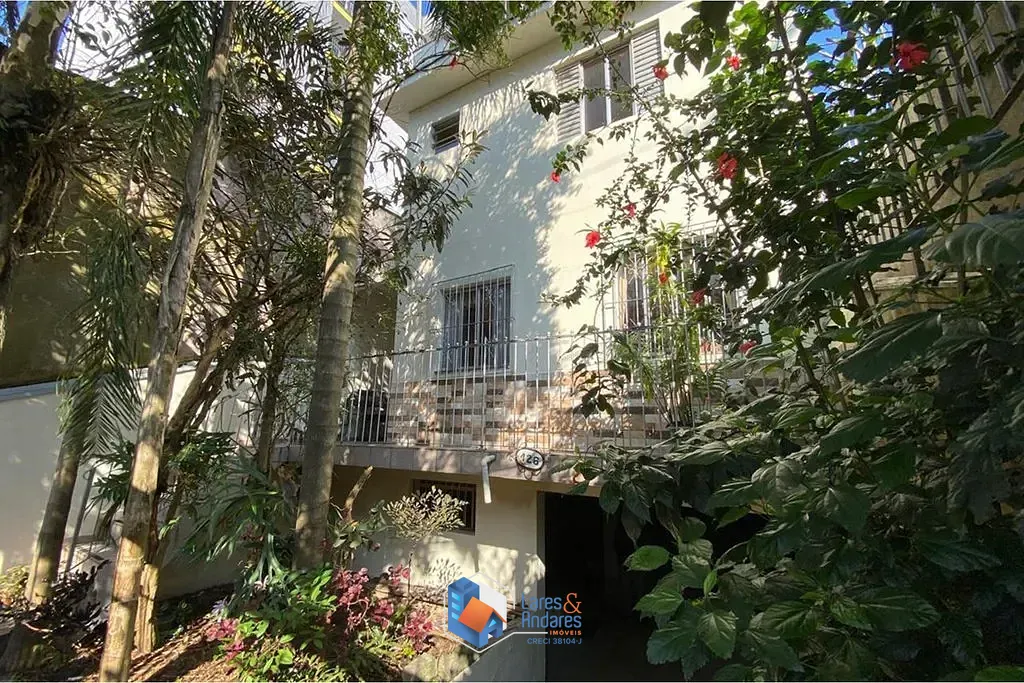 Casa, 3 quartos, 310 m² - Foto 1