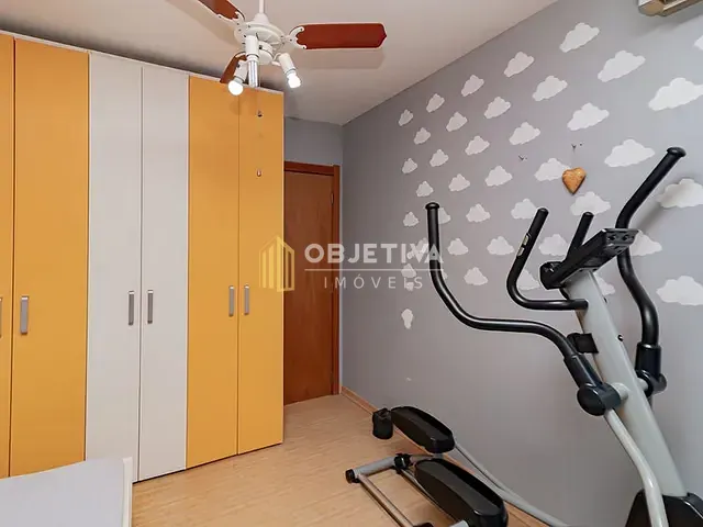 Apartamento 3 quartos e 2 banheiros, à venda, no bairro Menino Deus em Porto Alegre