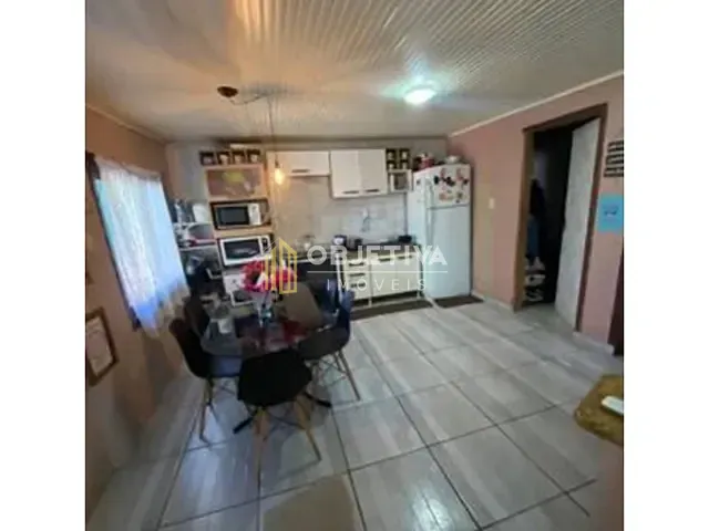 Casa 3 quartos e 1 banheiro, à venda, no bairro Guajuviras em Canoas