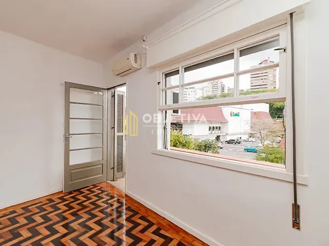 Apartamento 2 quartos e 1 banheiro, à venda, no bairro Floresta em Porto Alegre