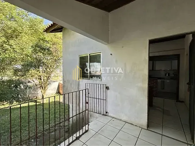 Casa 3 quartos e 1 banheiro, à venda, no bairro Nossa Senhora das Graças em Canoas