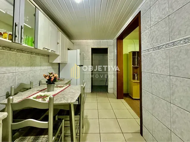 Casa 3 quartos e 1 banheiro, à venda, no bairro Nossa Senhora das Graças em Canoas