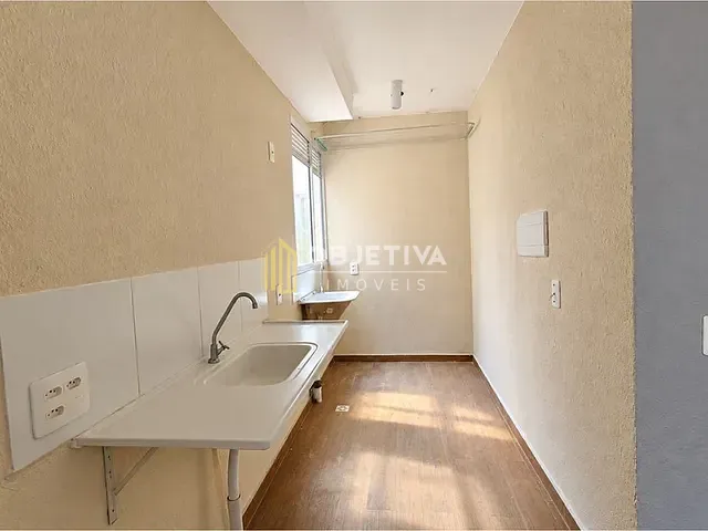 Apartamento 2 quartos e 1 banheiro, à venda, no bairro Rio Branco em Canoas