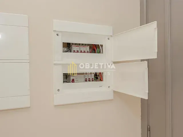 Sala à venda, no bairro Centro Histórico em Porto Alegre