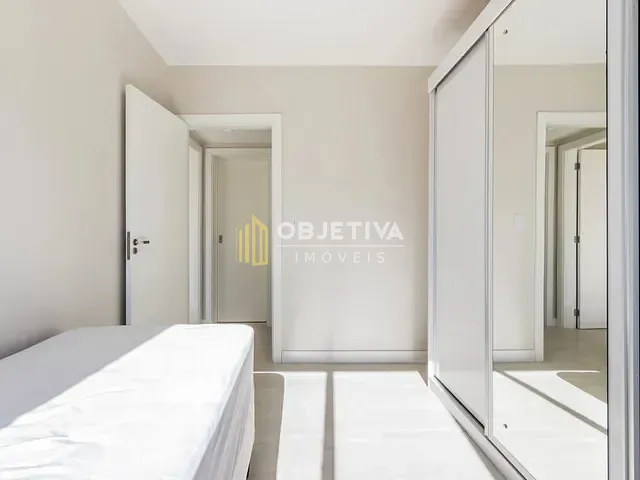 Apartamento 2 quartos e 2 banheiros, à venda, no bairro Menino Deus em Porto Alegre