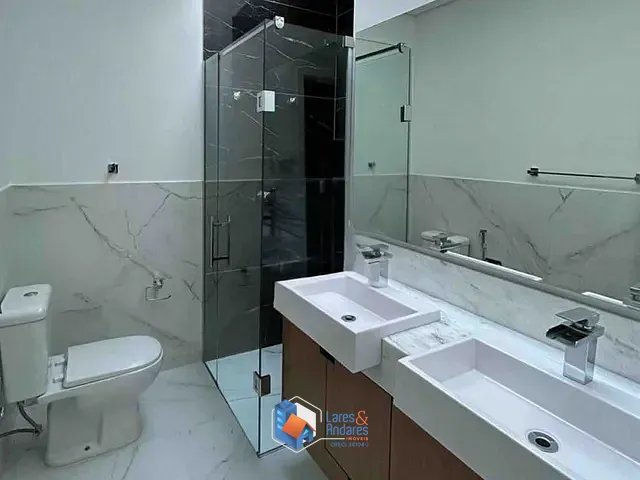 Casa 3 quartos e 5 banheiros, à venda, no bairro Vila Nova Caledônia em São Paulo