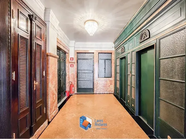 Sala à venda, no bairro República em São Paulo
