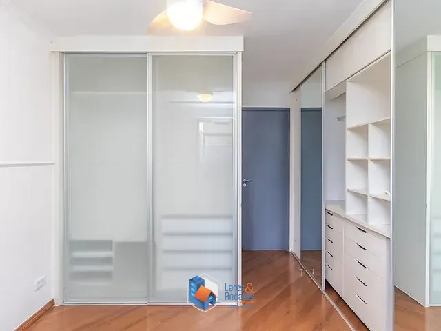 Apartamento 2 quartos e 2 banheiros, à venda, no bairro Vila Olímpia em São Paulo