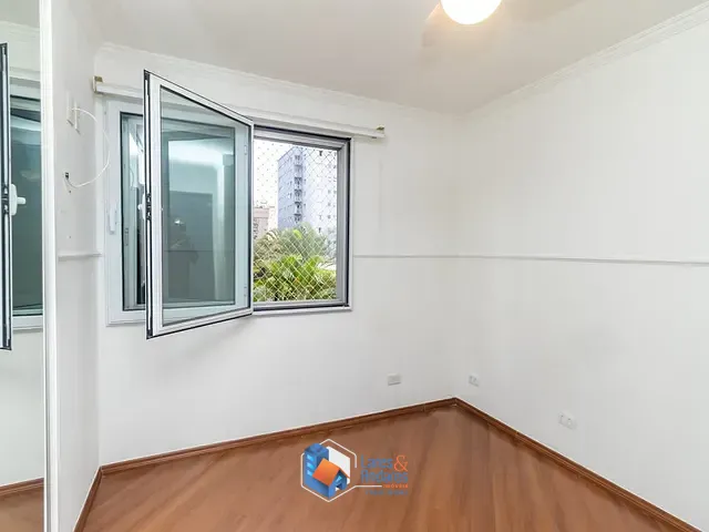Apartamento 2 quartos e 2 banheiros, à venda, no bairro Vila Olímpia em São Paulo