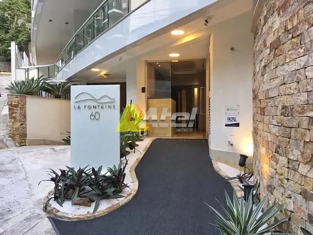 Apartamento 2 quartos e 3 banheiros, à venda, no bairro Lagoa em Rio de Janeiro