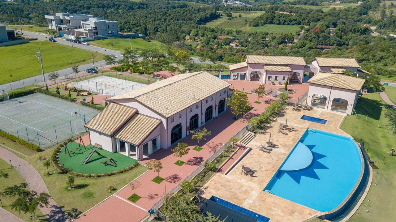 O privilégio de viver no Campo de Toscana